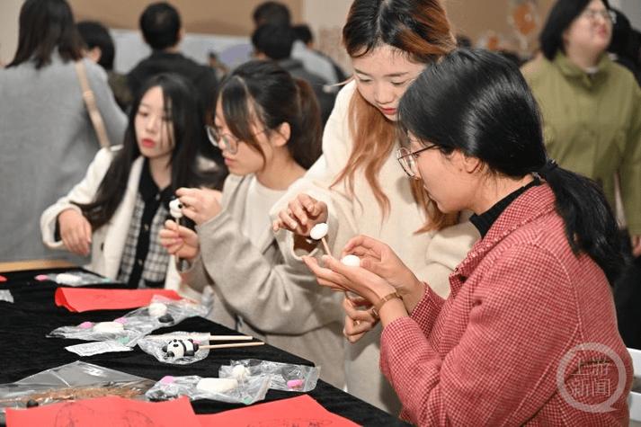 留学生走进浙江温岭 沉浸体验非遗技艺