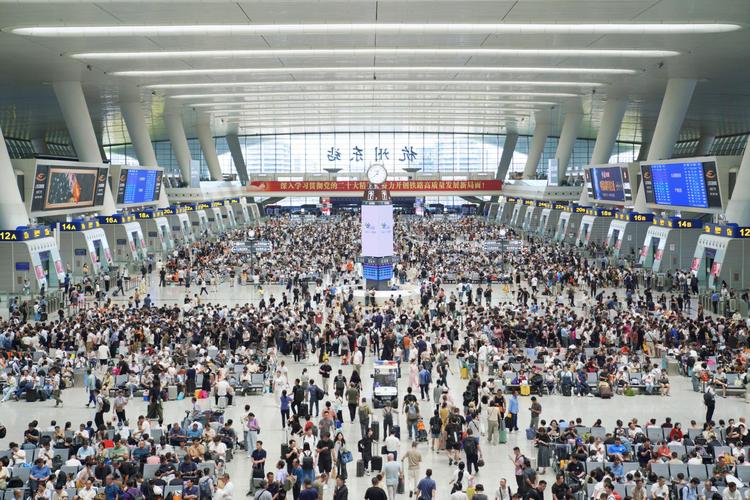 长三角铁路元宵节预计发送旅客249万人次