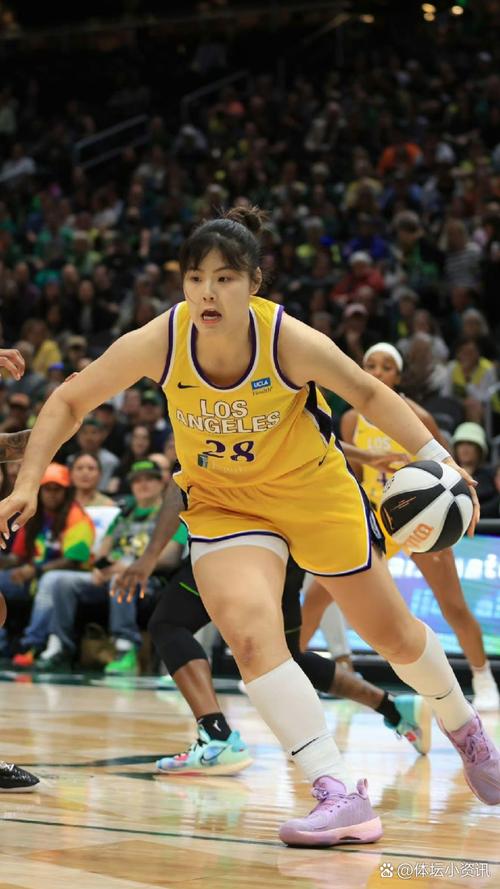 WNBA球队洛杉矶火花官宣：球队交易得到中国女篮国手李月汝